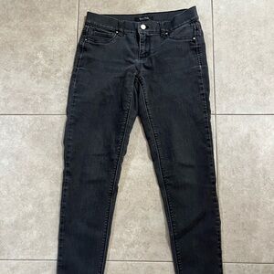 White House Black Market Jeans Women's Size Small Black Low Rise Feel Beautiful